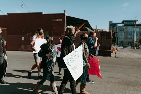 Comment réduire le syndrome de l'œil sec causé par les écrans